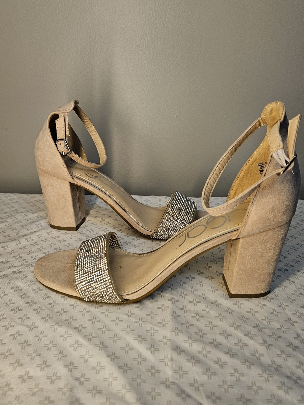Sugar Women Strappy Ankle Strap Buckle Block Heel Rhinestone Sandals US 9.5